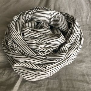 American apparel black and white striped scarf